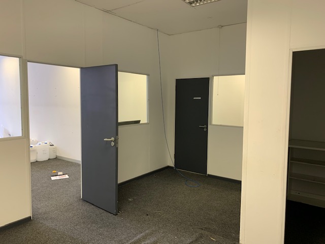 To Let commercial Property for Rent in Mowbray Western Cape